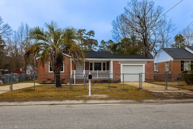 Primary Photo - Welcome to this beautiful newly renovated 3-bedroom brick ranch!