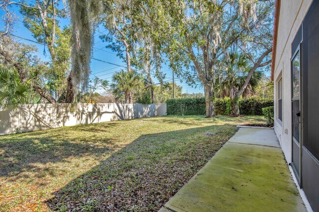 Building Photo - La Vita 3bed/2bath