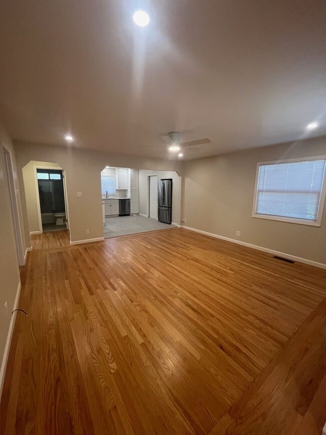 Building Photo - Beautifully Remodeled 2 Bedroom 1 Bathroom in the McDonald Area of Northeast Santa Rosa