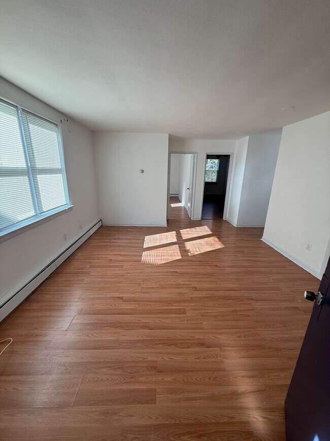 Building Photo - 6720 Rising Sun Ave