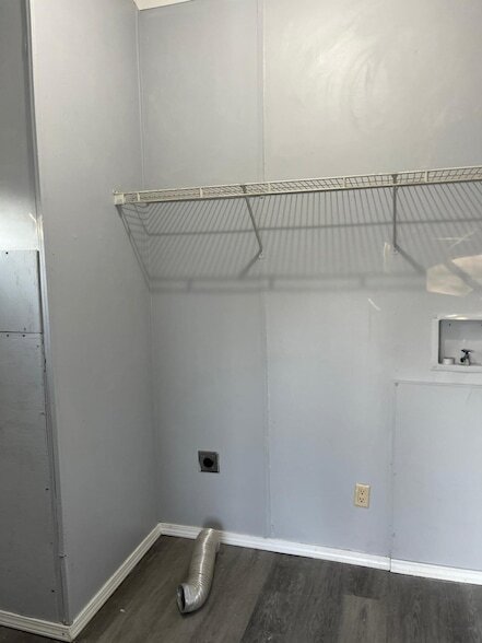 Building Photo - 12070 Clark Ln