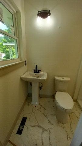 Building Photo - 112 Gwen Dr