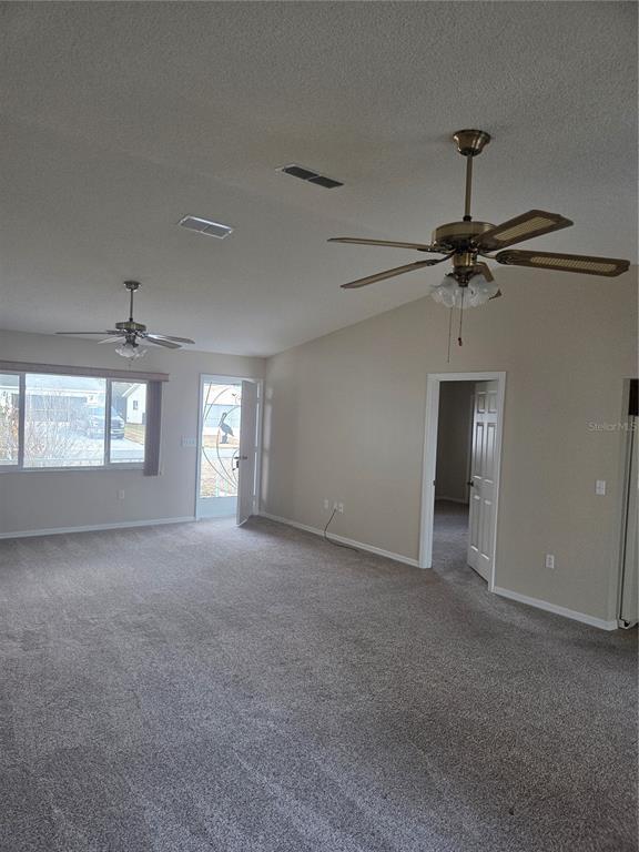 Building Photo - 17582 SE 96th Ct