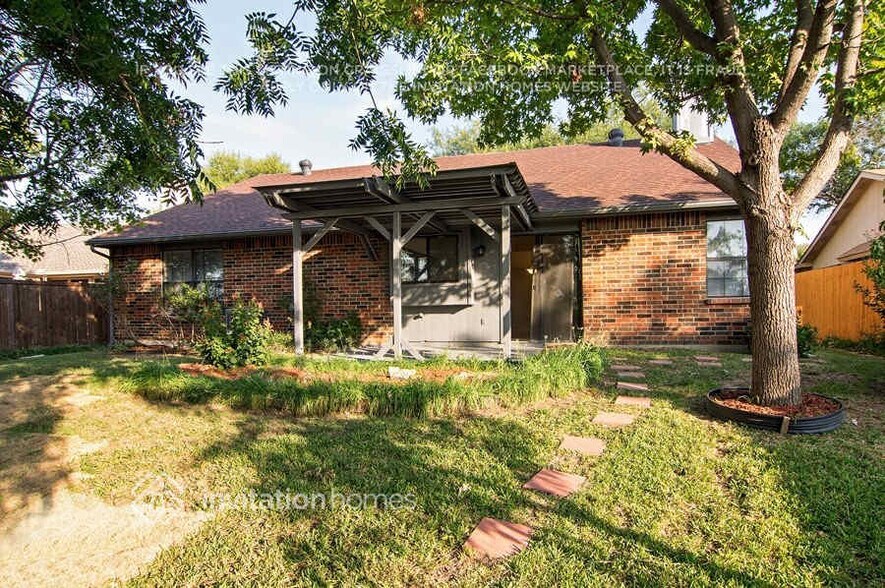 Building Photo - 2019 Cologne Dr