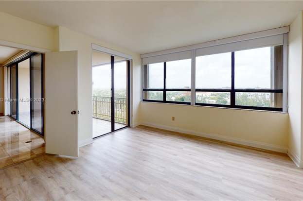 Building Photo - 11113 Biscayne Blvd