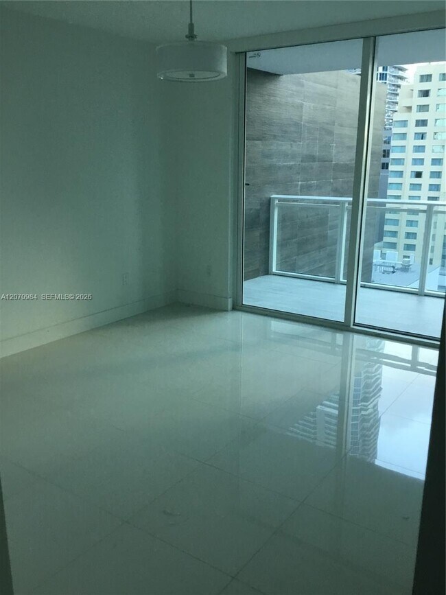 Building Photo - 1080 Brickell Ave