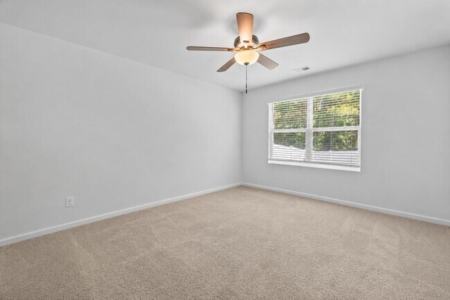 Building Photo - 138 Cotton Bluff Ct