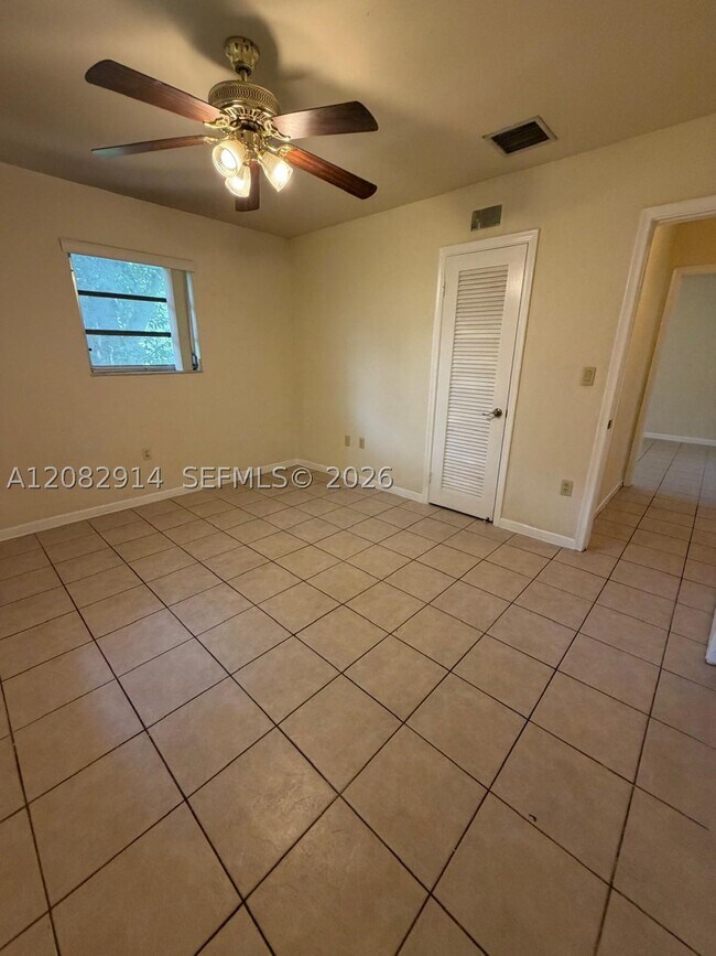 Building Photo - 7752 SW 106th St