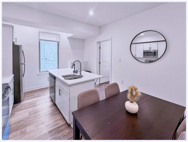 Building Photo - 1427 Germantown Ave