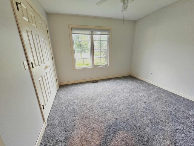 Building Photo - 3015 Hedgerow Pass
