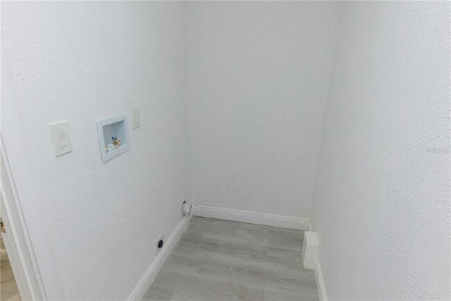 Building Photo - 1741 Fairfield St