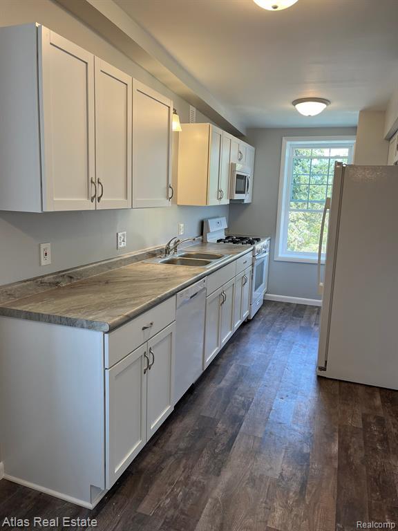 Building Photo - 10241 Hegel Rd