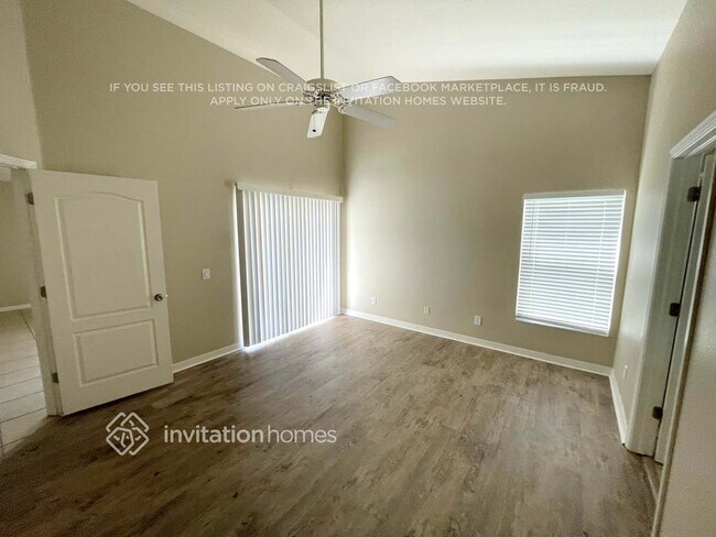 Building Photo - 3823 Briley Loop