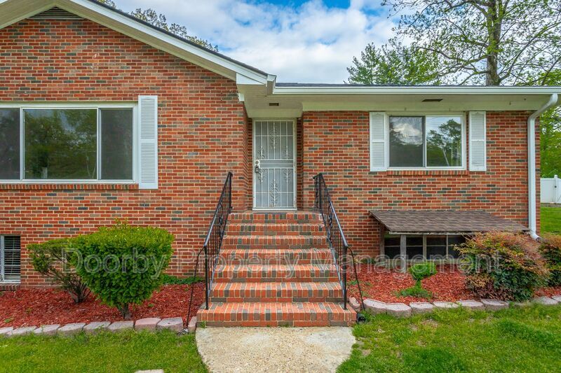Building Photo - 410 Talley Rd