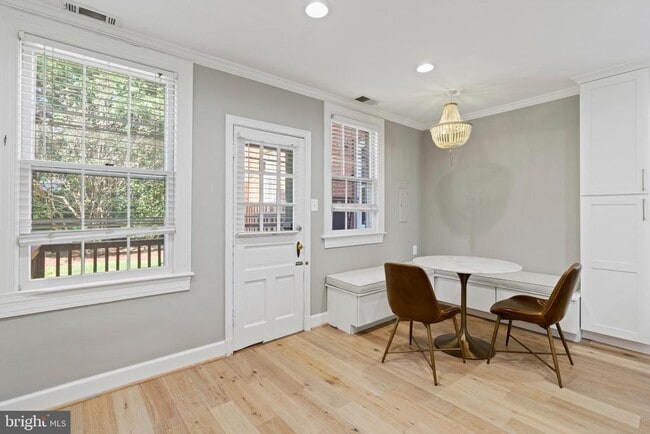 Building Photo - 1300 S Cleveland St