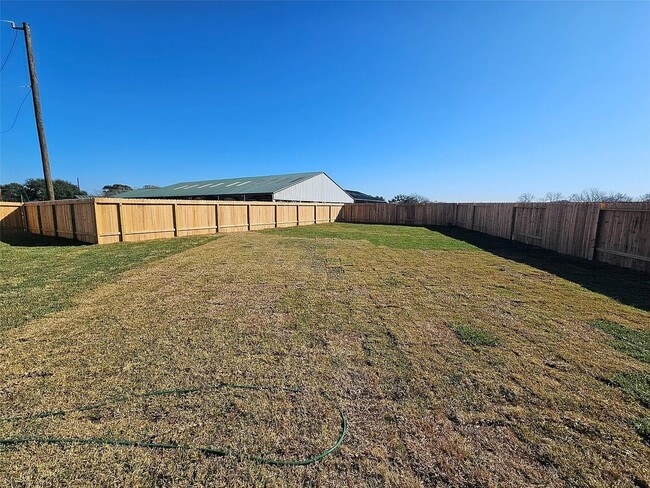 Building Photo - 1310 Charlotte Wy