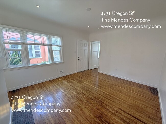 Building Photo - 4727 Oregon St