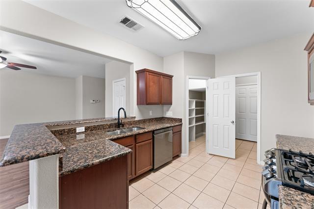 Building Photo - 504 Riverbed Dr