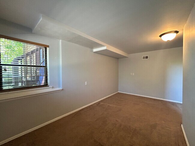 Building Photo - Hidden Gem in Downtown Boulder! 3 Bed 2 Bath Condo Available