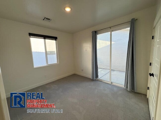 Building Photo - Home in Desert Vista at Desert Canyon