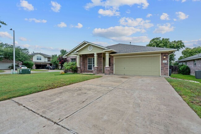 Building Photo - Immaculate 3 Bedroom, 2 Bath Home on Corner Lot in Cedar Park