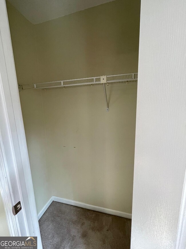 Building Photo - 156 Plantation Trce