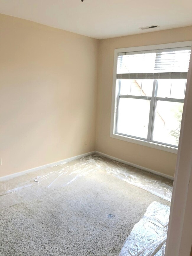 Building Photo - 1306 Alston Forest Dr