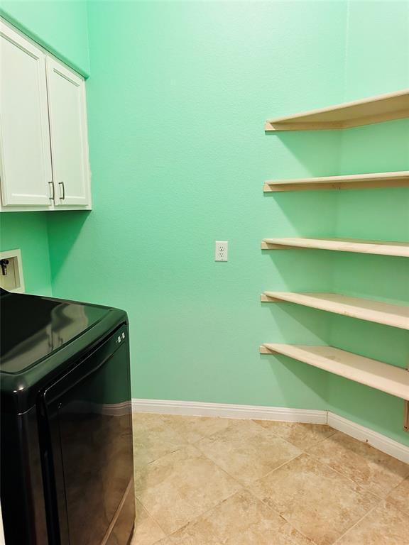 Building Photo - 18501 Bassano Ave