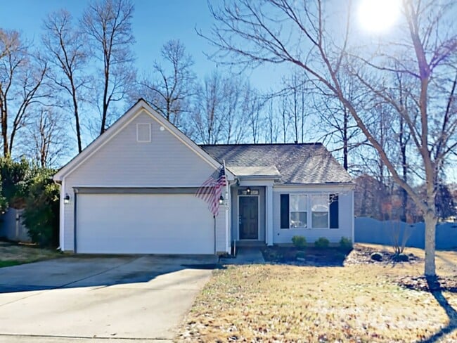 Building Photo - 260 Brookstone Dr