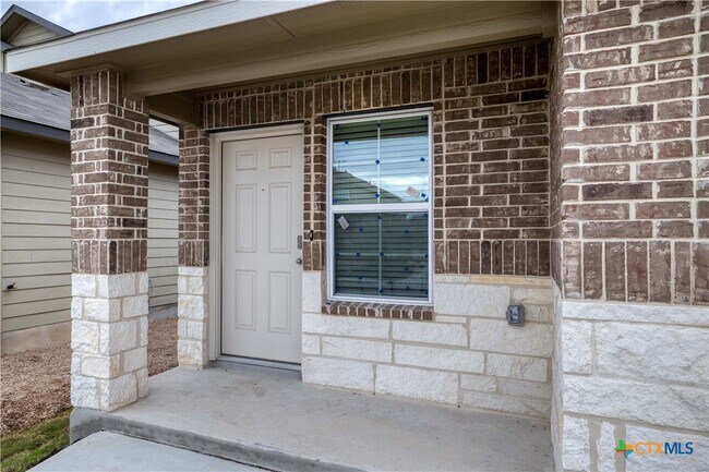 Building Photo - 2881 Brogan Creek