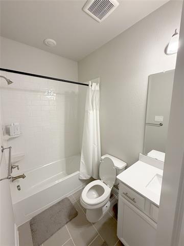 Building Photo - 328 Greenhouse Dr