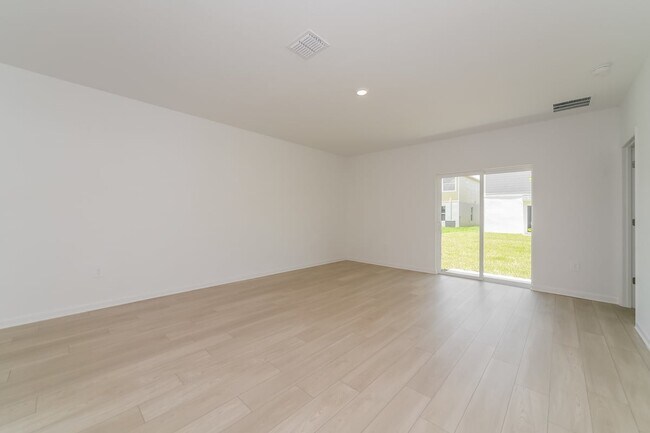 Building Photo - 6417 Domizio Dr