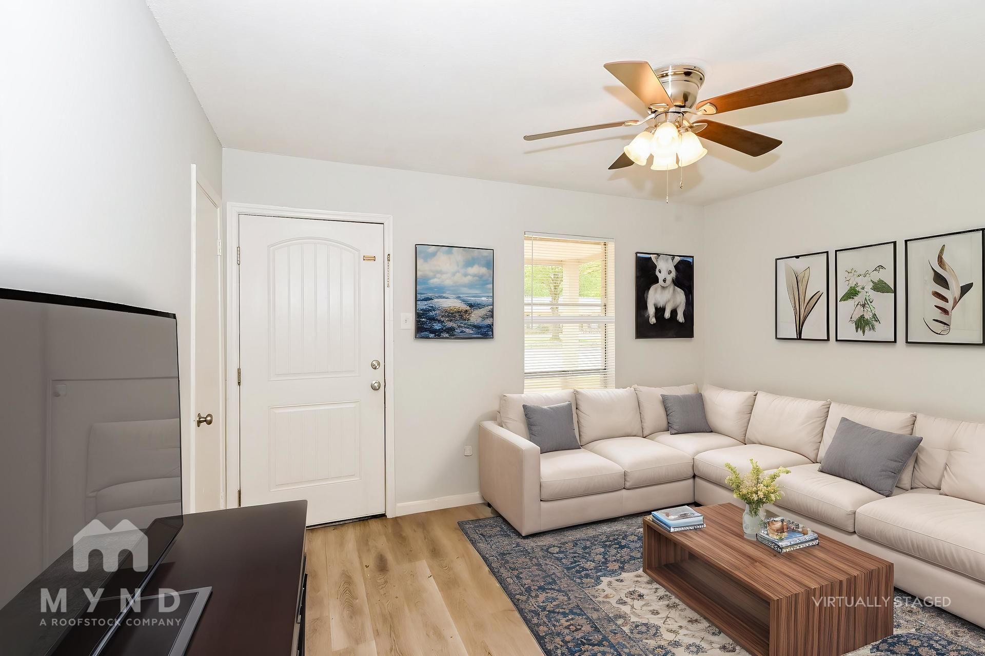 Building Photo - 2890 Briarwood Dr