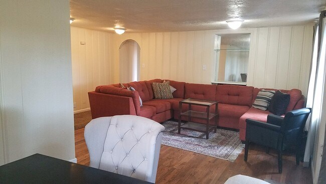 Building Photo - Beautiful Ranch-Style Home Near CU & Boulder Creek Path | Avail. August 1, 2026 (Pre-Lease)