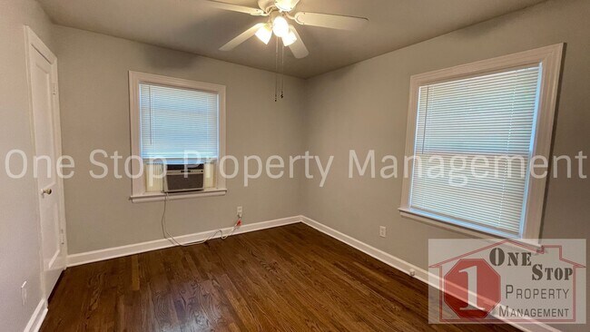 Building Photo - Charming 3-bedroom, 2-bath home in Indepen...