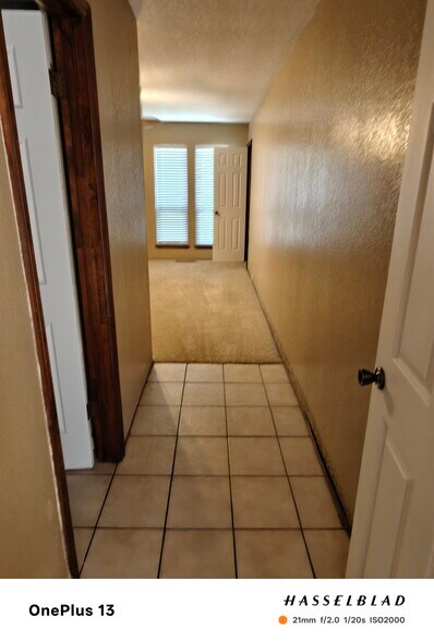 Building Photo - 4433 Brandt Dr