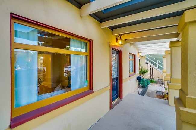 Building Photo - 3131 E Corto Pl