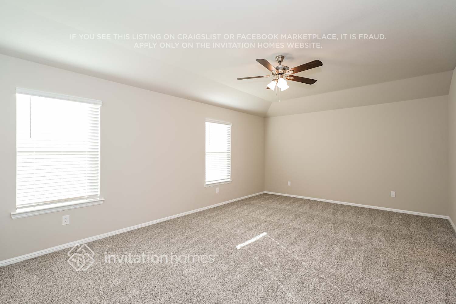 Building Photo - 437 Kaufman Dr