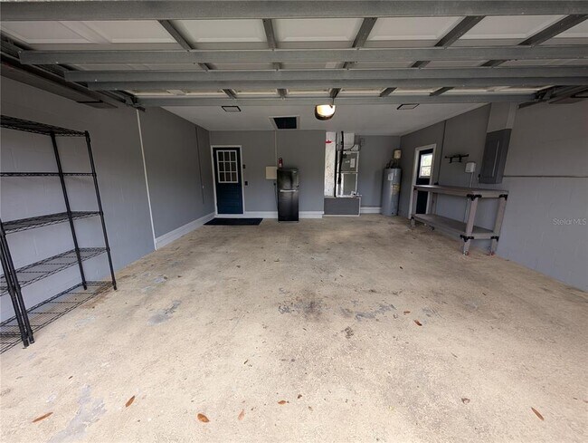 Building Photo - 1117 Lakemont Dr