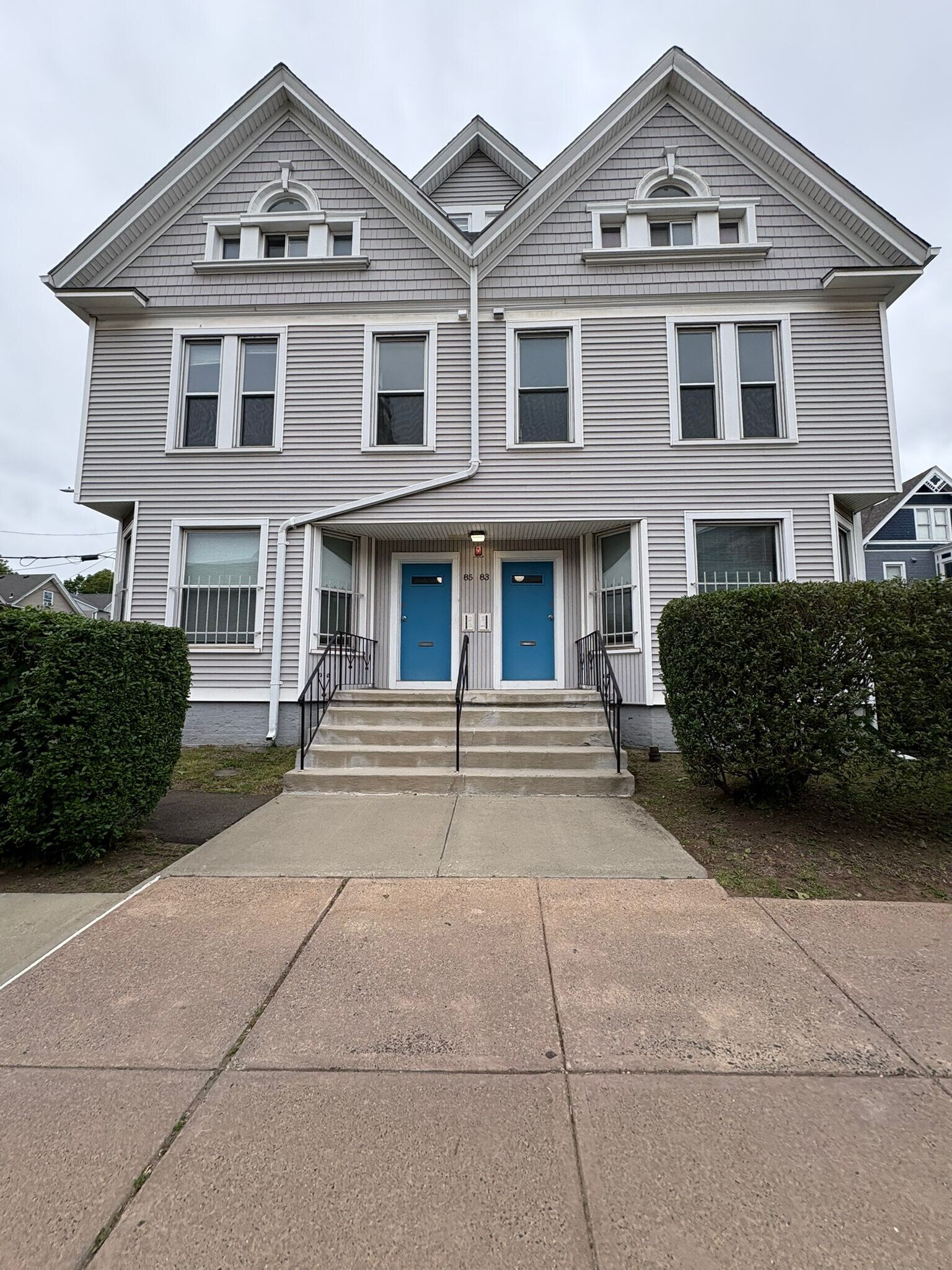 Building Photo - 83 Sachem St