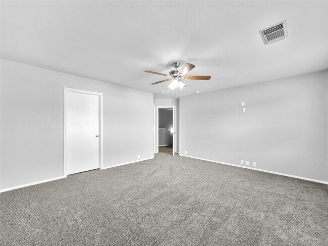 Building Photo - 2826 Feather Green Trail