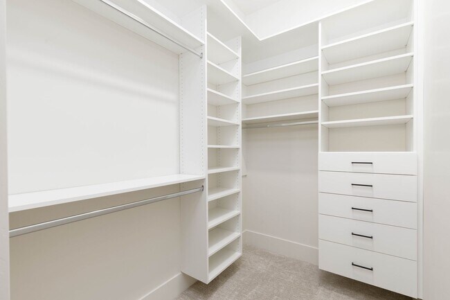 Building Photo - Gorgeous Custom Single Story with RV Garage