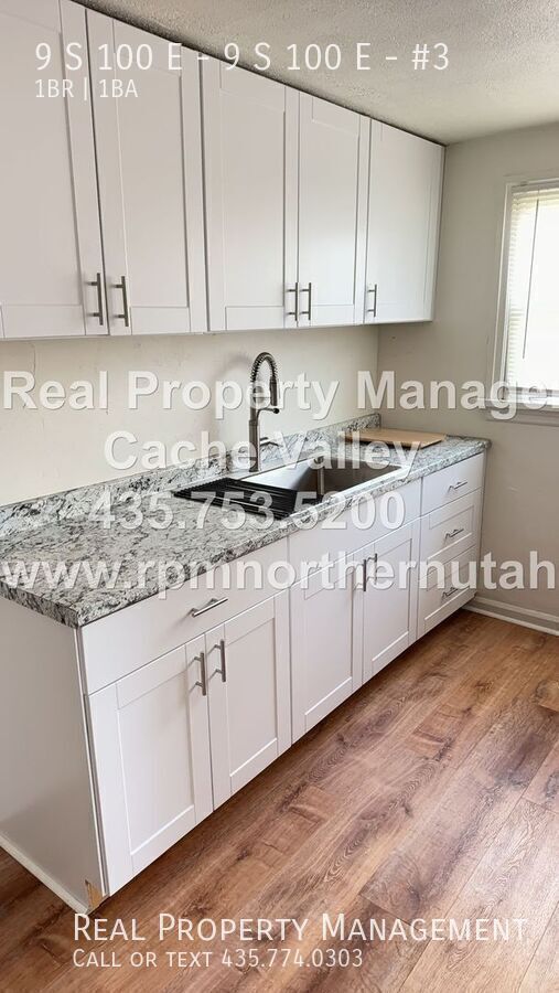 Building Photo - 9 S 100 E