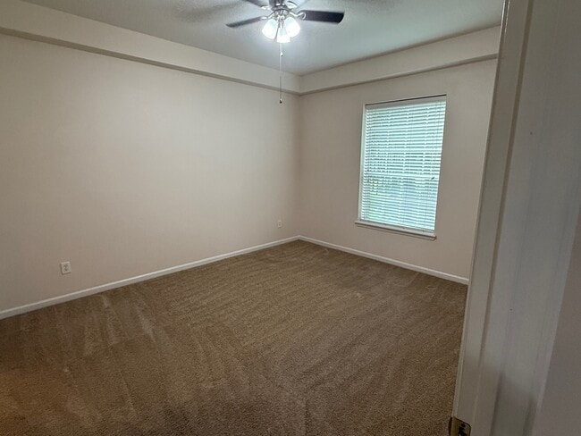 Building Photo - 785 Oakleaf Plantation Pkwy