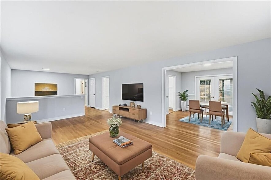 Building Photo - 38 Juniper Ln