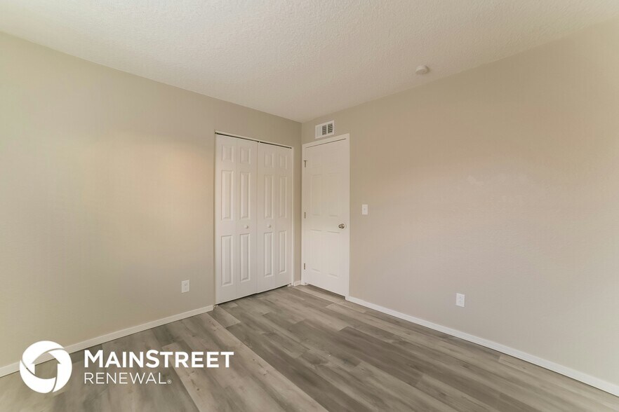 Building Photo - 4506 W Edgemont Ave