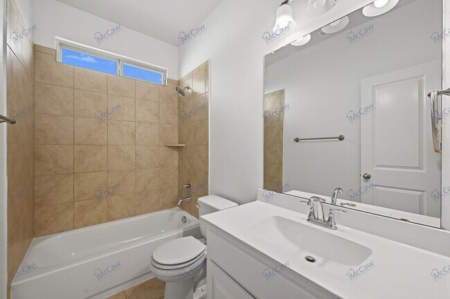 Building Photo - 1124 Salem Dr