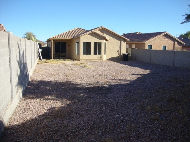 Building Photo - 3579 W Mesquite Ave