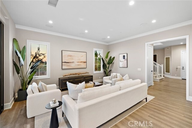 Building Photo - 168 Bellini