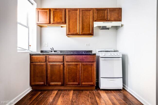 Building Photo - 801 E Drexel Square